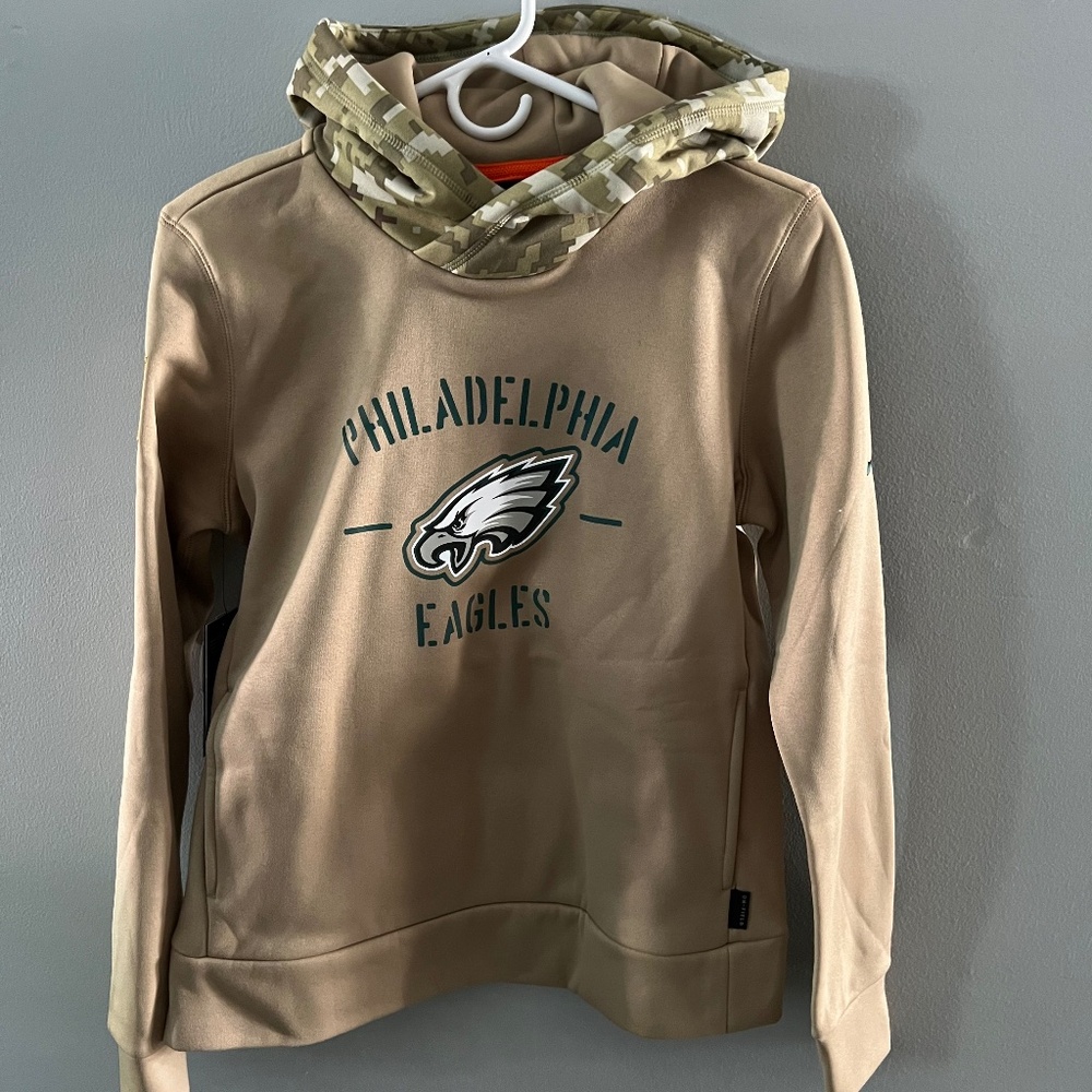 Nike Womens Eagles Salute to Services Hoodie